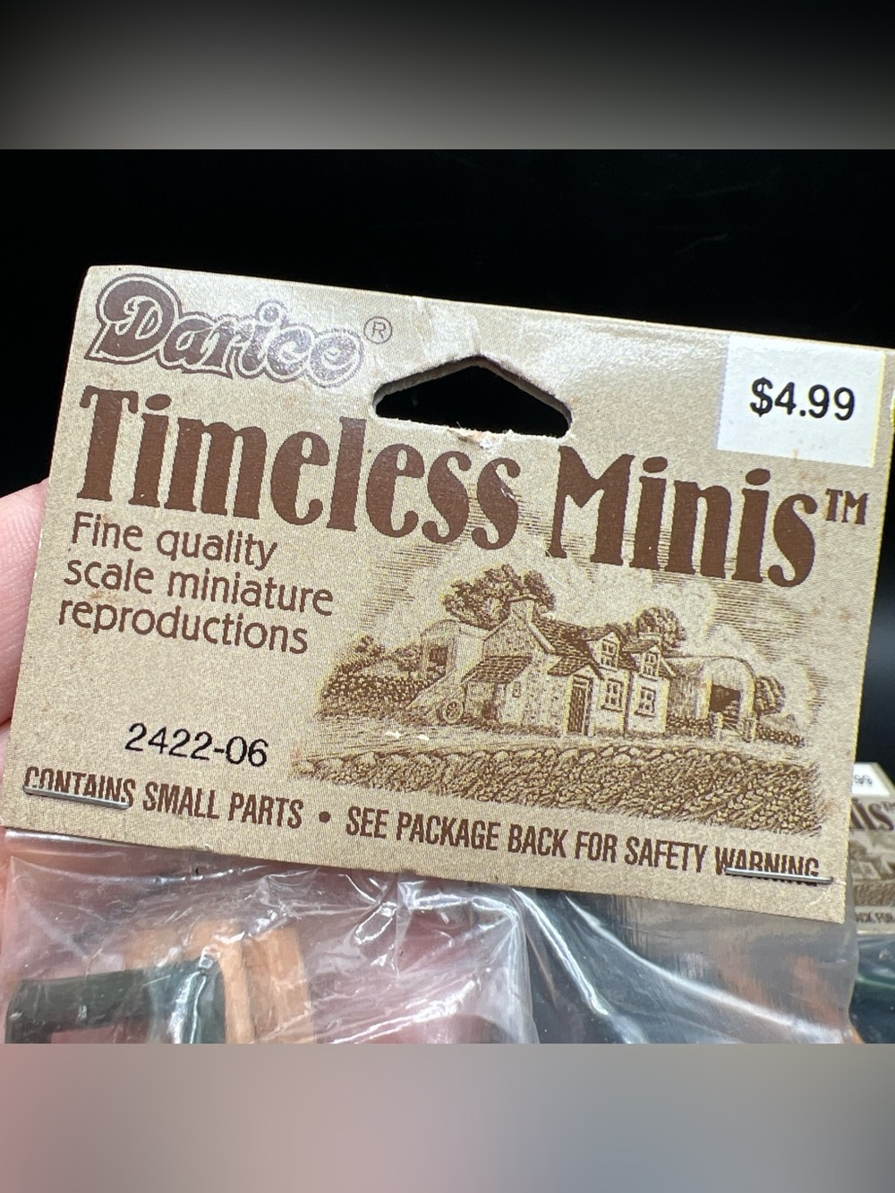 Darice Timeless Minis 2422-06 Dollhouse Miniature Wooden Handle Garden Hand Tool - Picture 2 of 7